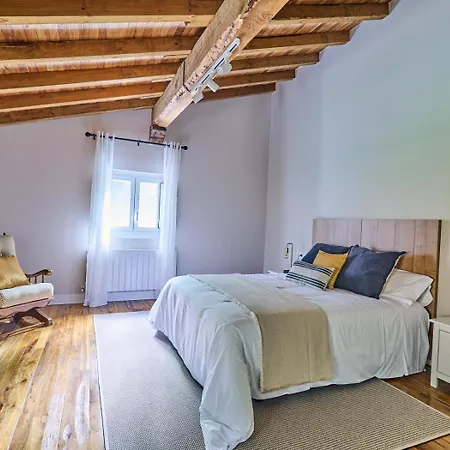 Ojangoiti With Outlet For Electric Vehicle By Kabia Gestion Holiday home *